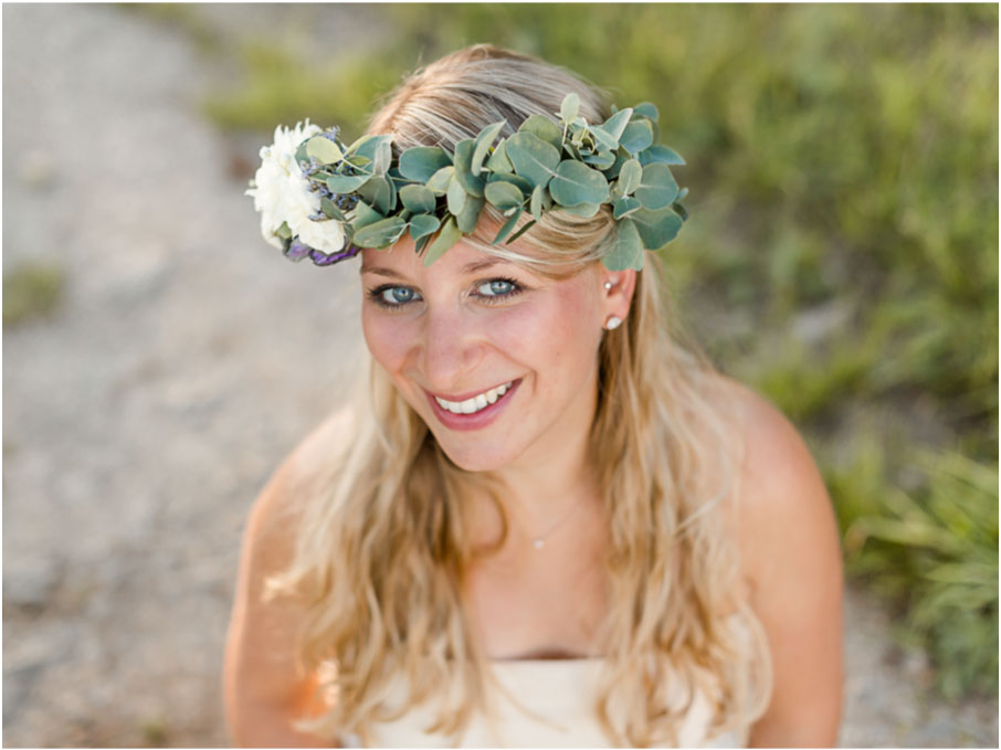 Babybauchshooting mit Blumenkranz